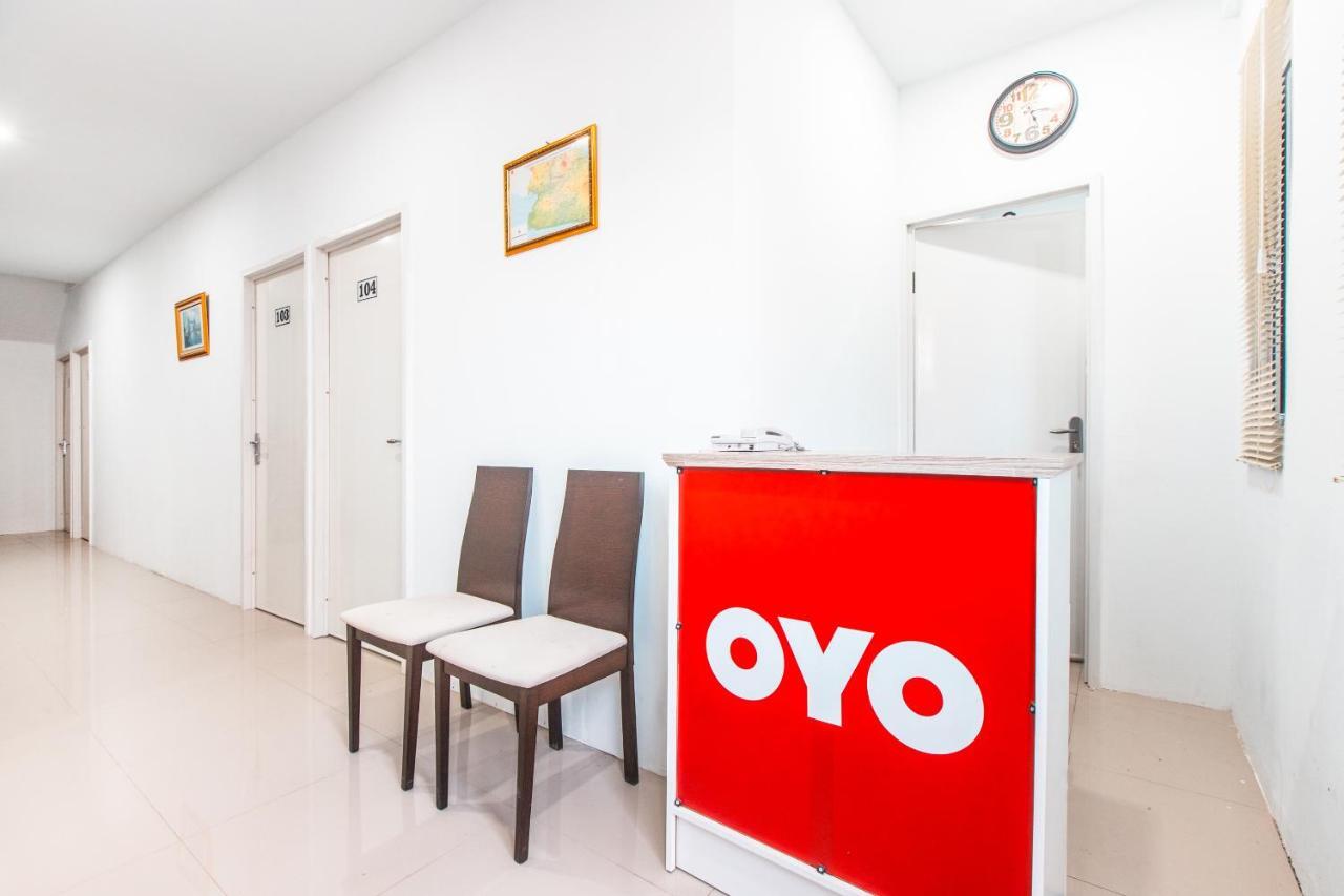 Oyo 907 Wisma Cakung Jakarta Extérieur photo